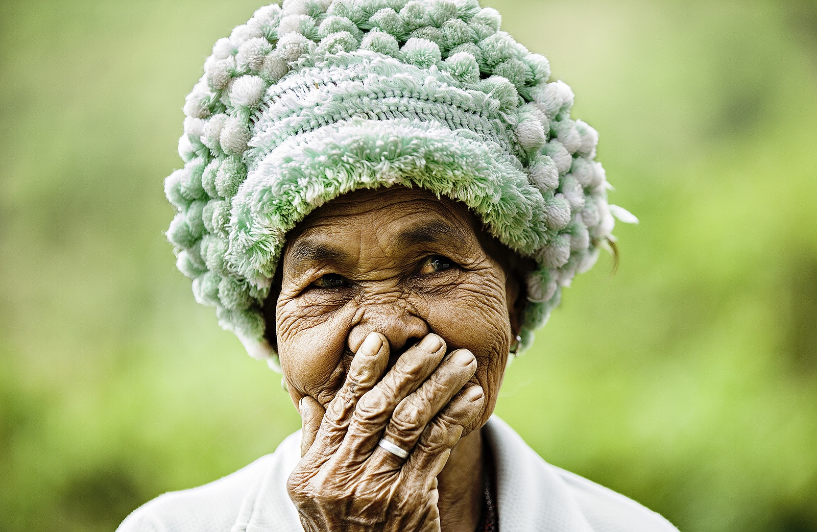 скрытые улыбки вьетнама риэна крокьювелля
