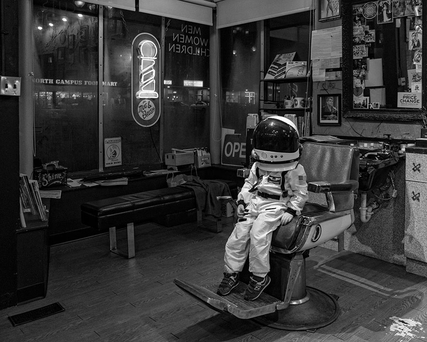 маленький астронавт аарона шелдона