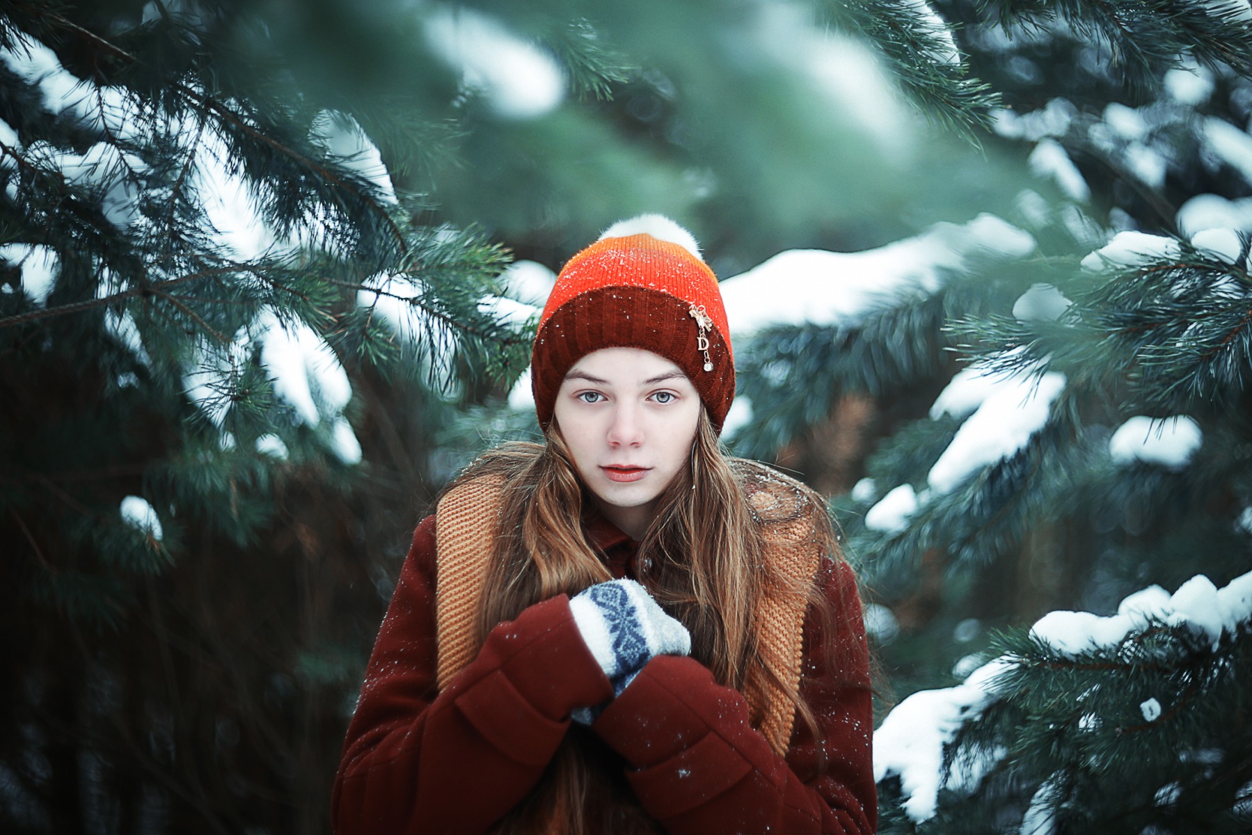 Алина в зимнем лесу | Фотограф Артур Язубец | foto.by фото.бай