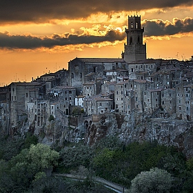 Pitigliano...at the end of the day | Фотограф Danny Vangenechten | foto.by фото.бай
