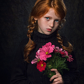 фотограф Елена Ерошевич. Фотография "Портрет с цветами"