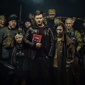 фотограф Sergey Spoyalov. Фотография "D. Glukhovsky and the characters "Metro 2033""