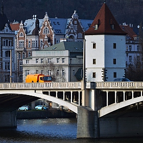 Оранжевый грузовик | Фотограф Александр Кузнецов | foto.by фото.бай