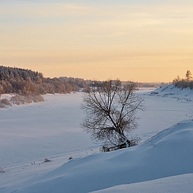 У застывшей реки | Фотограф Александр Тхорев | foto.by фото.бай