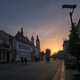 Закат в старинном городке | Фотограф Александр Шатохин | foto.by фото.бай