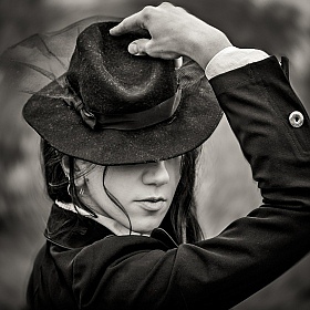 фотограф Дмитрий Гусалов. Фотография "девушка в черном"