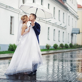 Любовь под зонтом | Фотограф Екатерина Захаркова | foto.by фото.бай