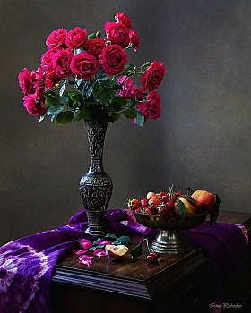 Розы и фрукты | Фотограф Ирина Приходько | foto.by фото.бай