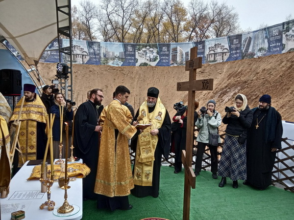 молебен с закладкой капсулы в основании церкви в честь саввы освящённого