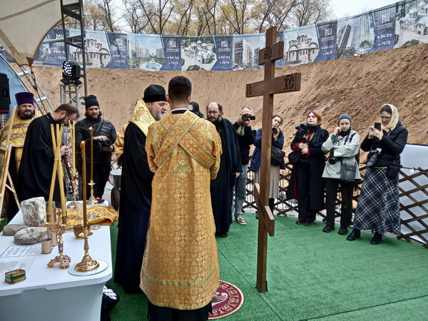 молебен с закладкой капсулы в основании церкви в честь саввы освящённого