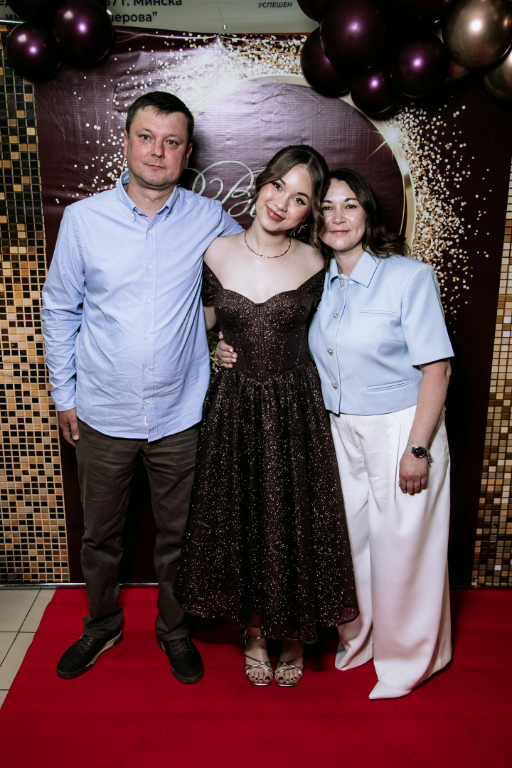 Фотограф в Минске - семейный, свадебный, репортажный фотограф. Фотосъёмка крещения, дня рождения, юбилея, венчания, корпоратива в Минске., фотография от 17.06.2026