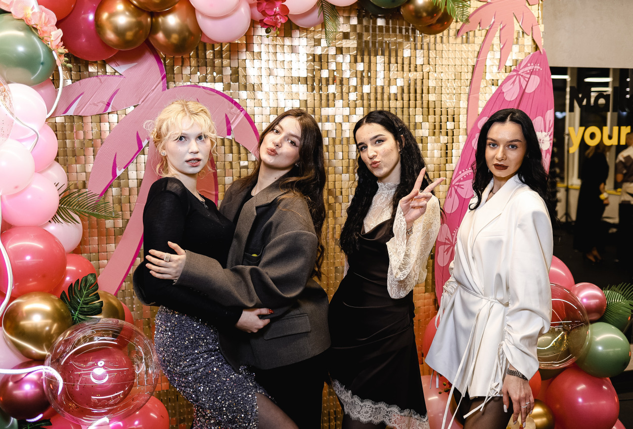 Фотограф в Минске - семейный, свадебный, репортажный фотограф. Фотосъёмка крещения, дня рождения, юбилея, венчания, корпоратива в Минске., фотография от 23.12.2025