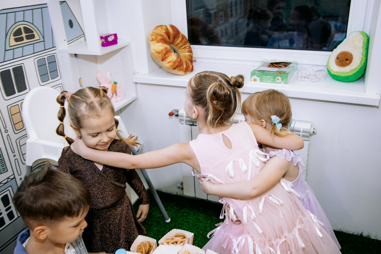 Фотограф в Минске - семейный, свадебный, репортажный фотограф. Фотосъёмка крещения, дня рождения, юбилея, венчания, корпоратива в Минске., фотография от 20.12.2025