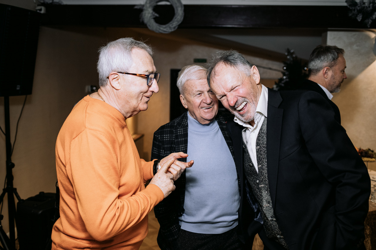 Фотограф в Минске - семейный, свадебный, репортажный фотограф. Фотосъёмка крещения, дня рождения, юбилея, венчания, корпоратива в Минске., фотография от 26.11.2025