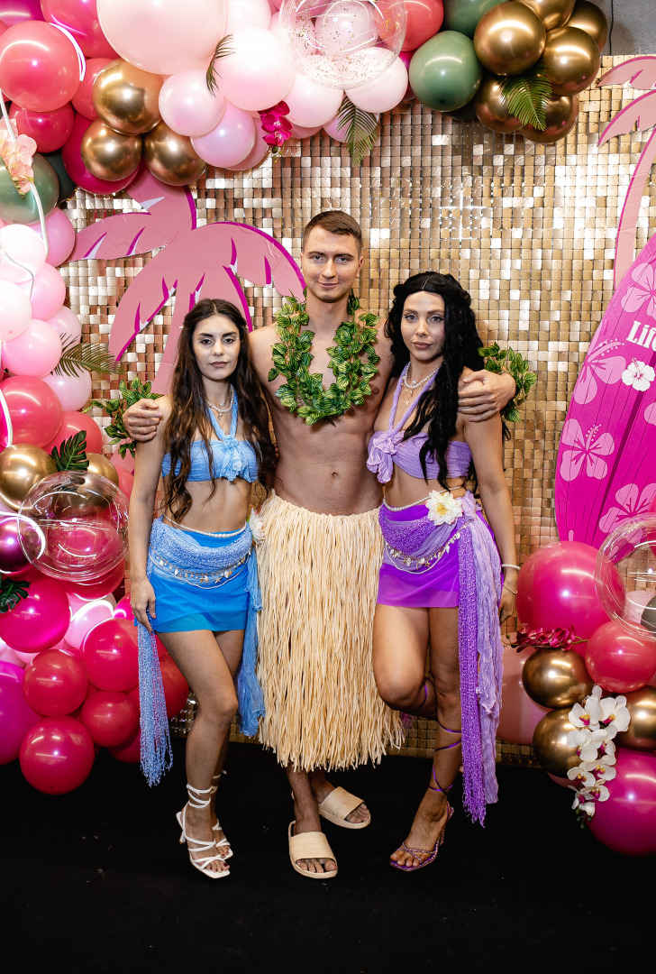 Фотограф в Минске - семейный, свадебный, репортажный фотограф. Фотосъёмка крещения, дня рождения, юбилея, венчания, корпоратива в Минске., фотография от 23.12.2025