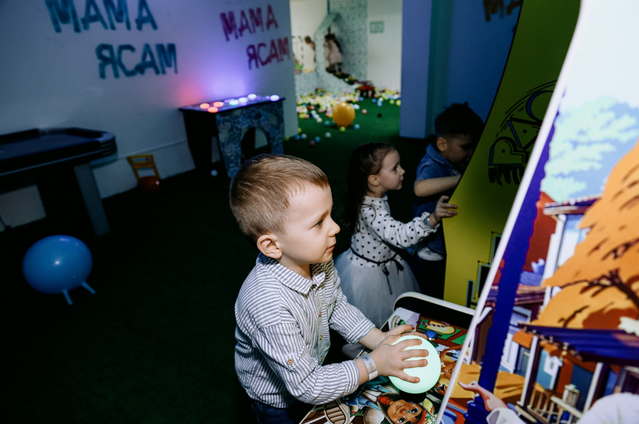 Фотограф в Минске - семейный, свадебный, репортажный фотограф. Фотосъёмка крещения, дня рождения, юбилея, венчания, корпоратива в Минске., фотография от 20.12.2025