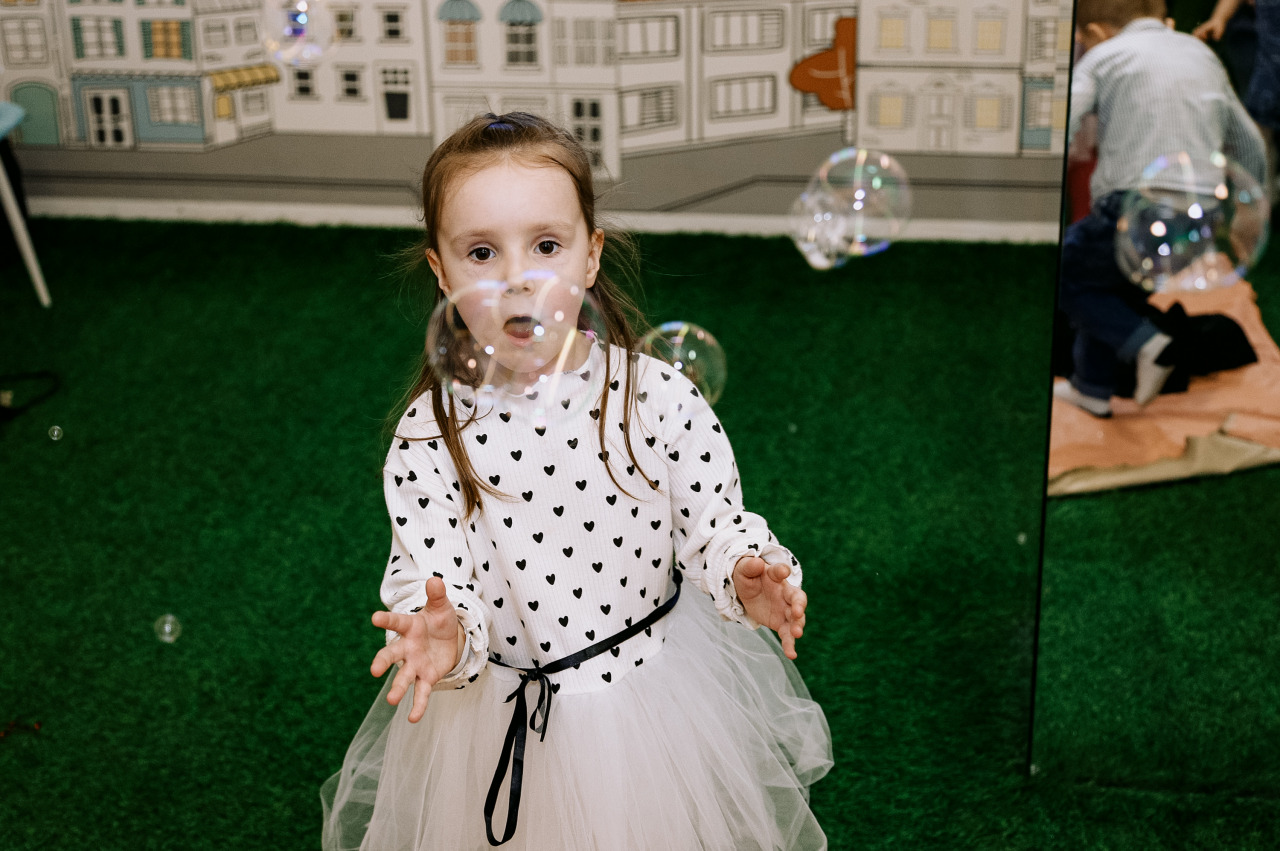 Фотограф в Минске - семейный, свадебный, репортажный фотограф. Фотосъёмка крещения, дня рождения, юбилея, венчания, корпоратива в Минске., фотография от 20.12.2025