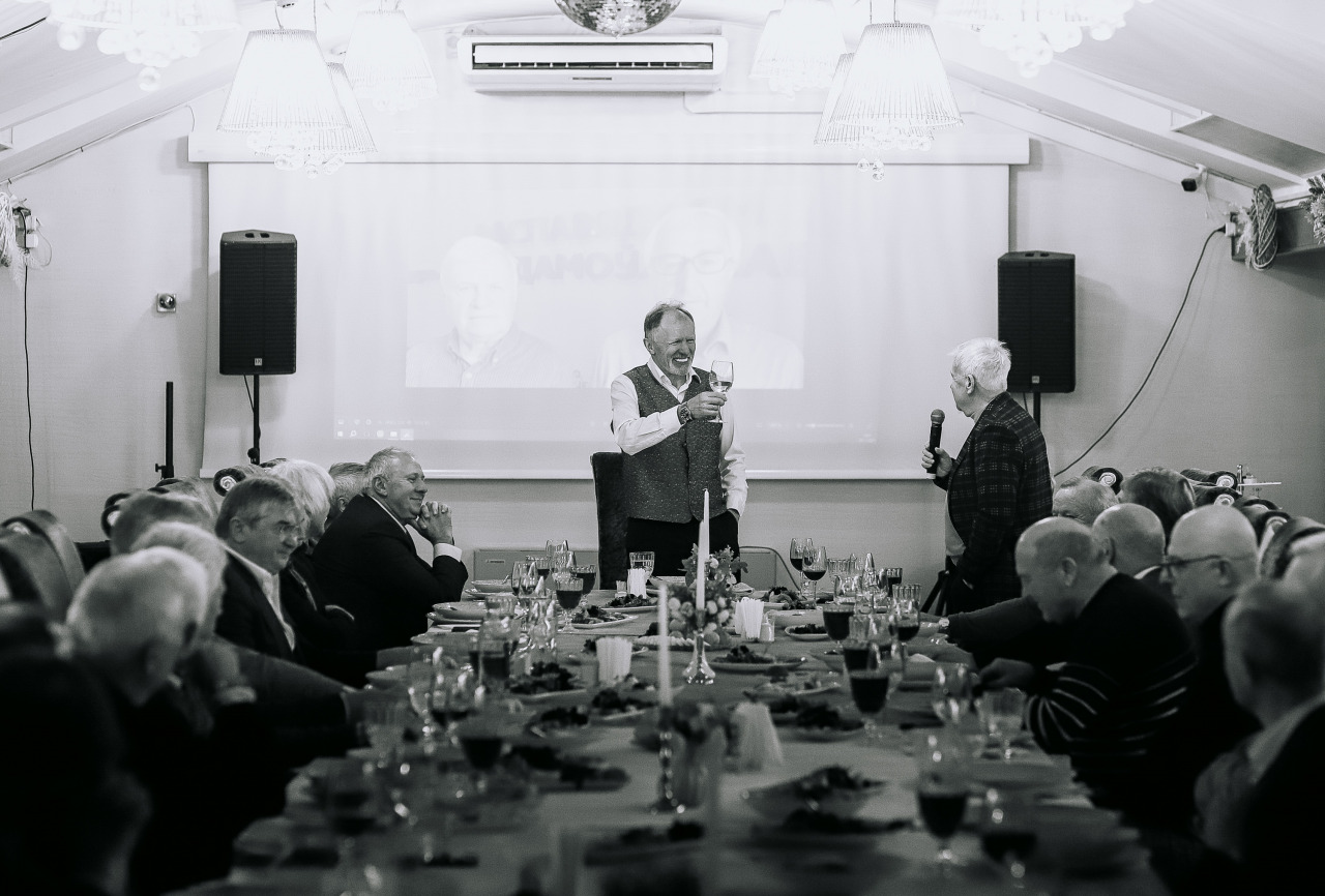 Фотограф в Минске - семейный, свадебный, репортажный фотограф. Фотосъёмка крещения, дня рождения, юбилея, венчания, корпоратива в Минске., фотография от 26.11.2025