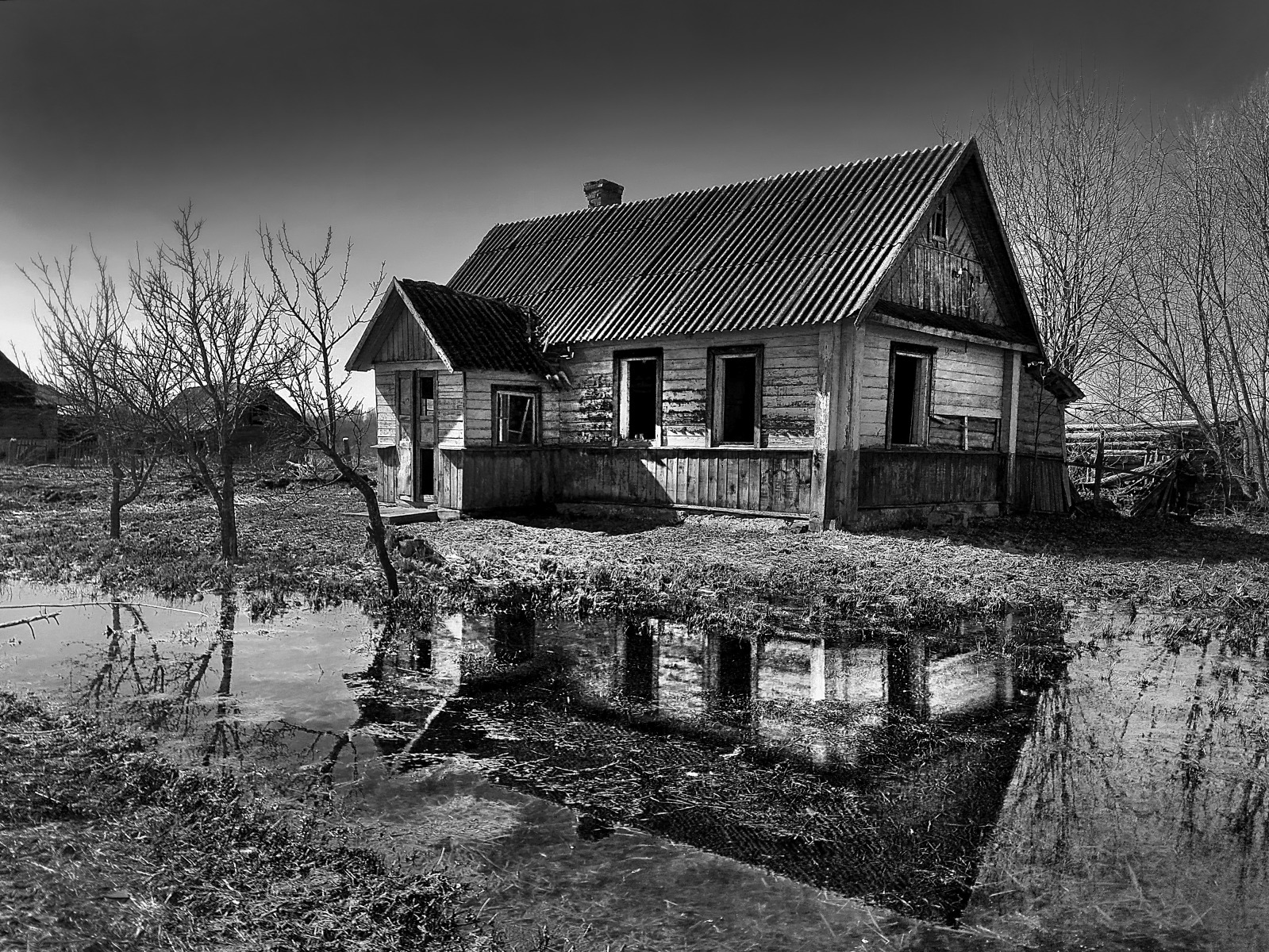 Заброшенный старый дом | Фотограф Павел Помолейко | foto.by фото.бай