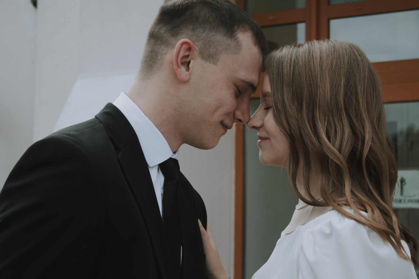 Фотограф по всей Беларуси — мероприятия, семейные фотосессии, love story, портретные, предметные съемки, фотография от 03.10.2025