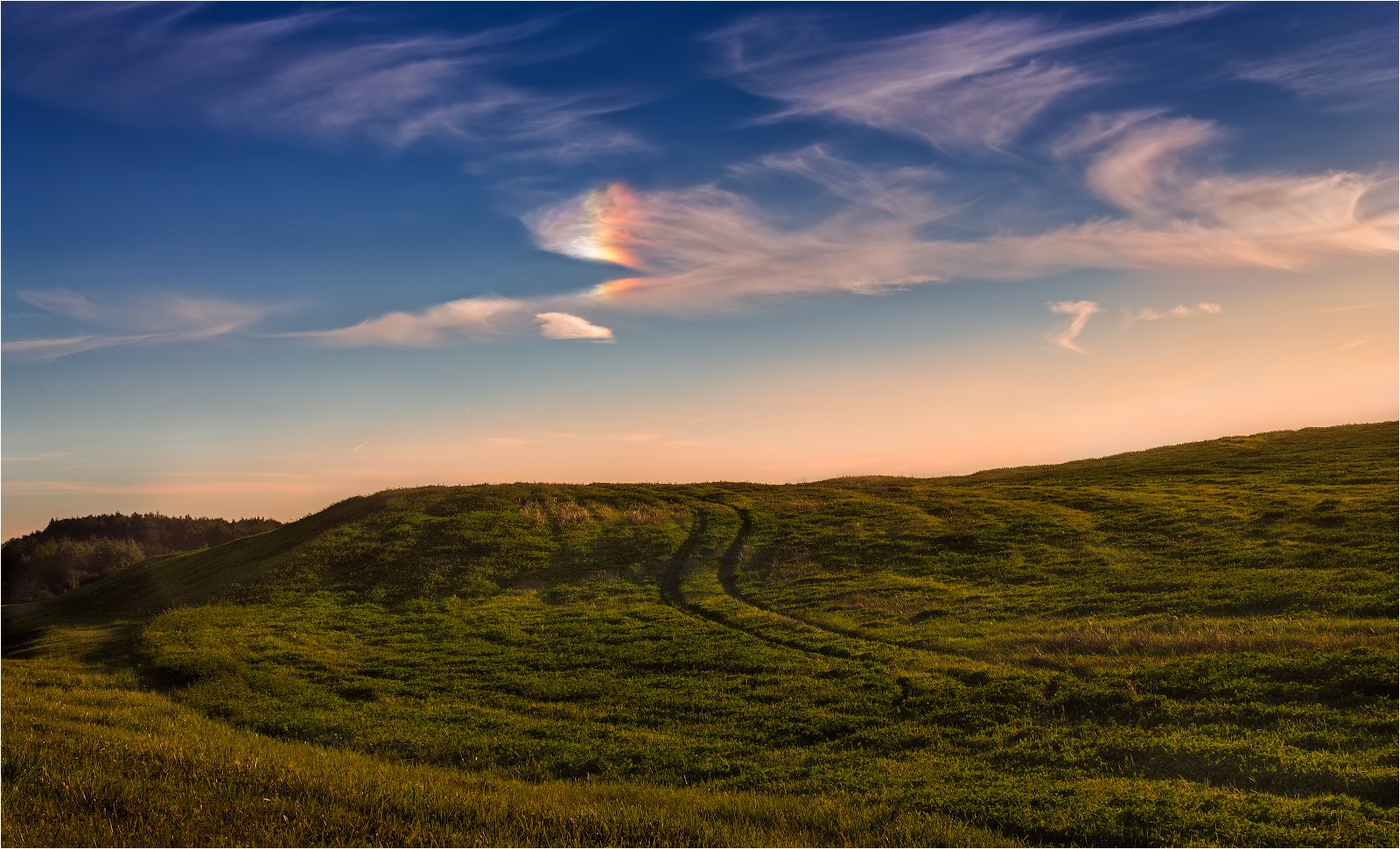 Цветные облака | Фотограф Сергей Шабуневич | foto.by фото.бай