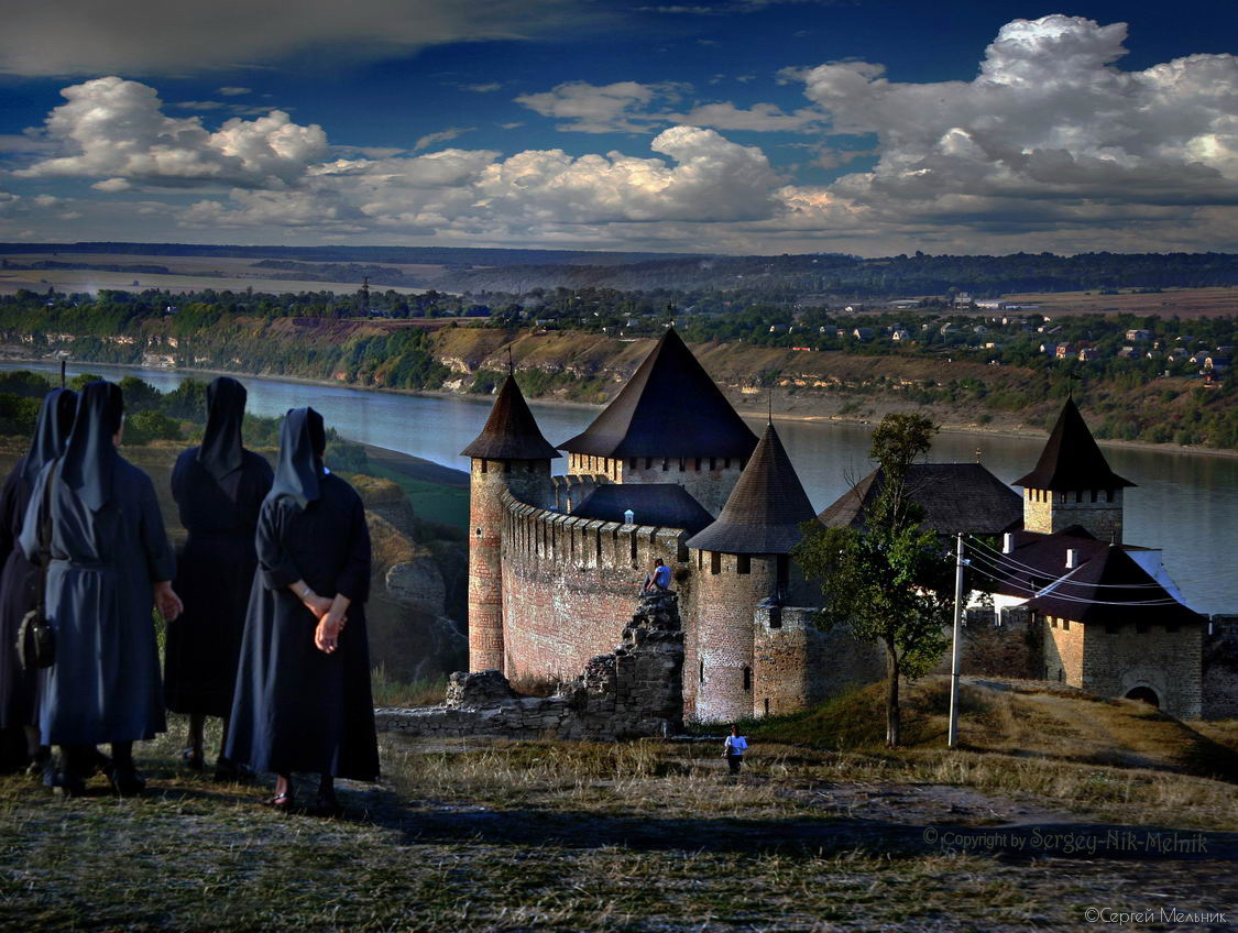 Тысяча чертей! Как мы возьмём этот замок? | Фотограф Сергей Мельник | foto.by фото.бай