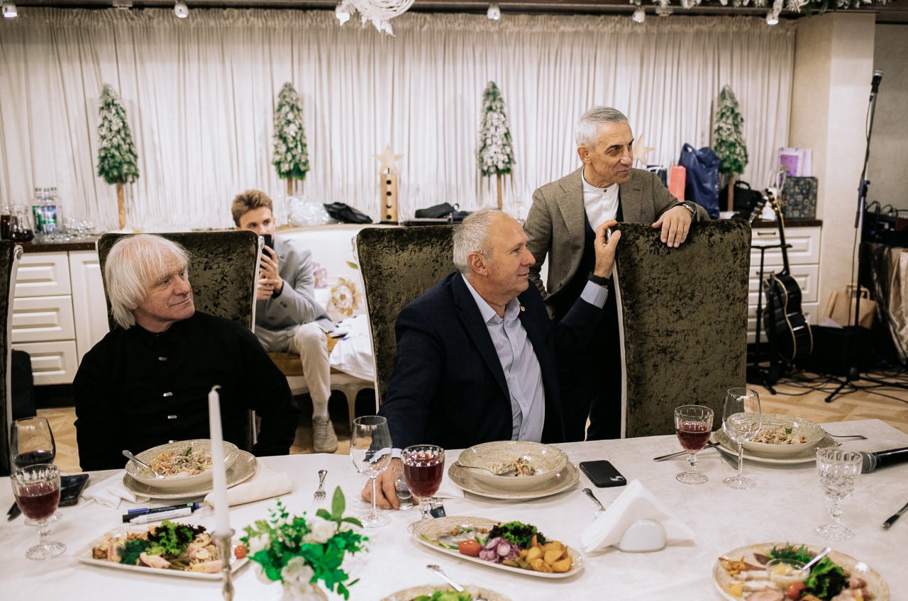 Фотограф в Минске - семейный, свадебный, репортажный фотограф. Фотосъёмка крещения, дня рождения, юбилея, венчания, корпоратива в Минске., фотография от 26.11.2025