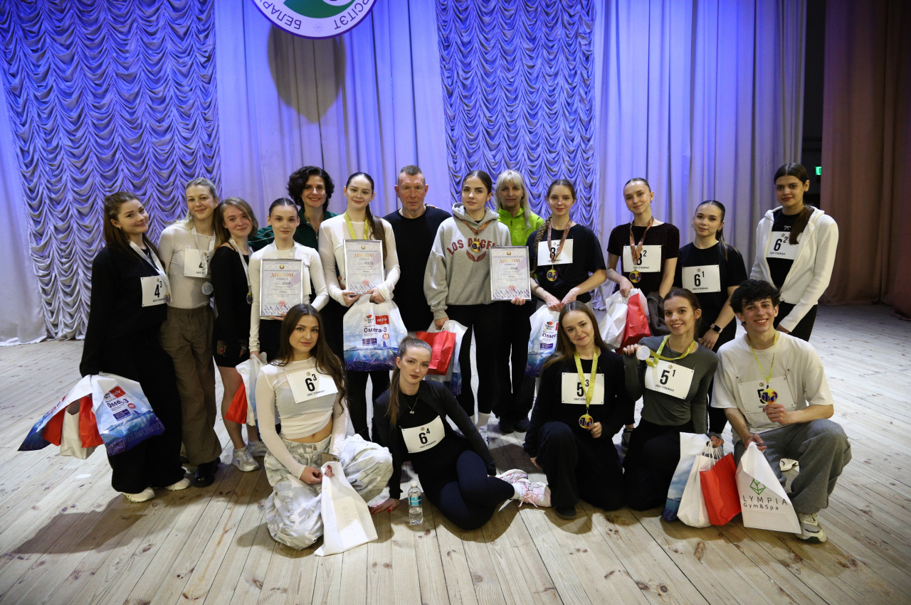 Фотограф в Минске - семейный, свадебный, репортажный фотограф. Фотосъёмка крещения, дня рождения, юбилея, венчания, корпоратива в Минске., фотография от 11.12.2025