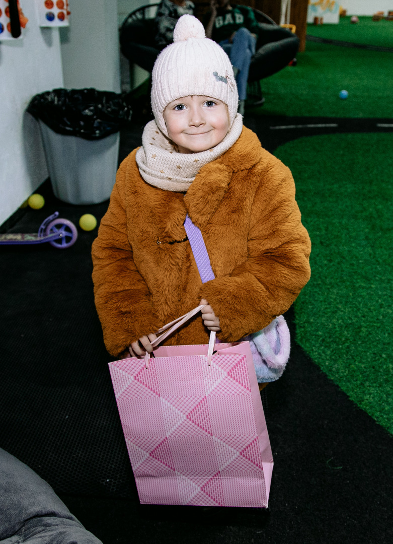 Фотограф в Минске - семейный, свадебный, репортажный фотограф. Фотосъёмка крещения, дня рождения, юбилея, венчания, корпоратива в Минске., фотография от 20.12.2025