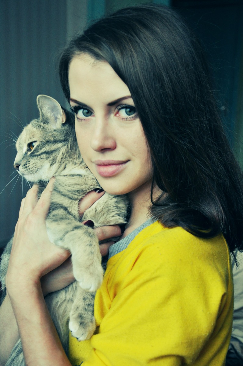 девушка и кошка | Фотограф Alex Mack | foto.by фото.бай
