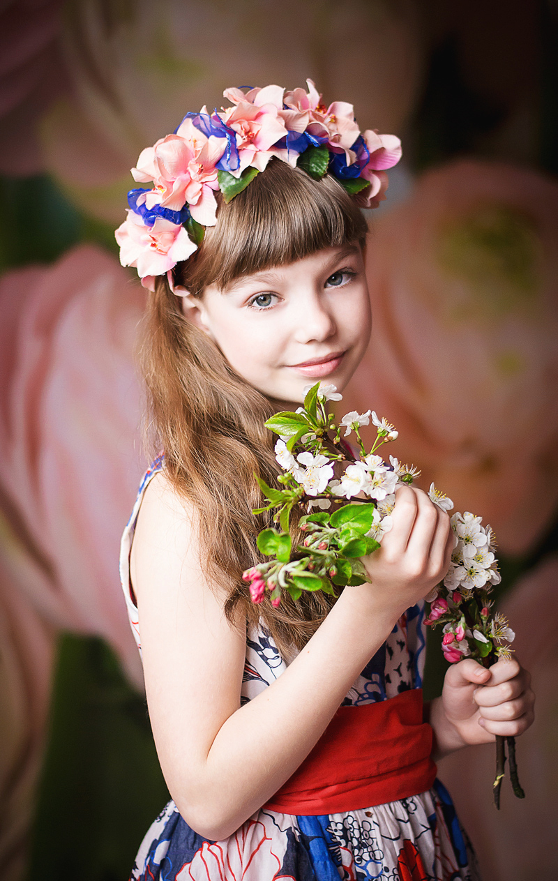 Портрет девочки с цветами | Фотограф Анна Кузьма | foto.by фото.бай