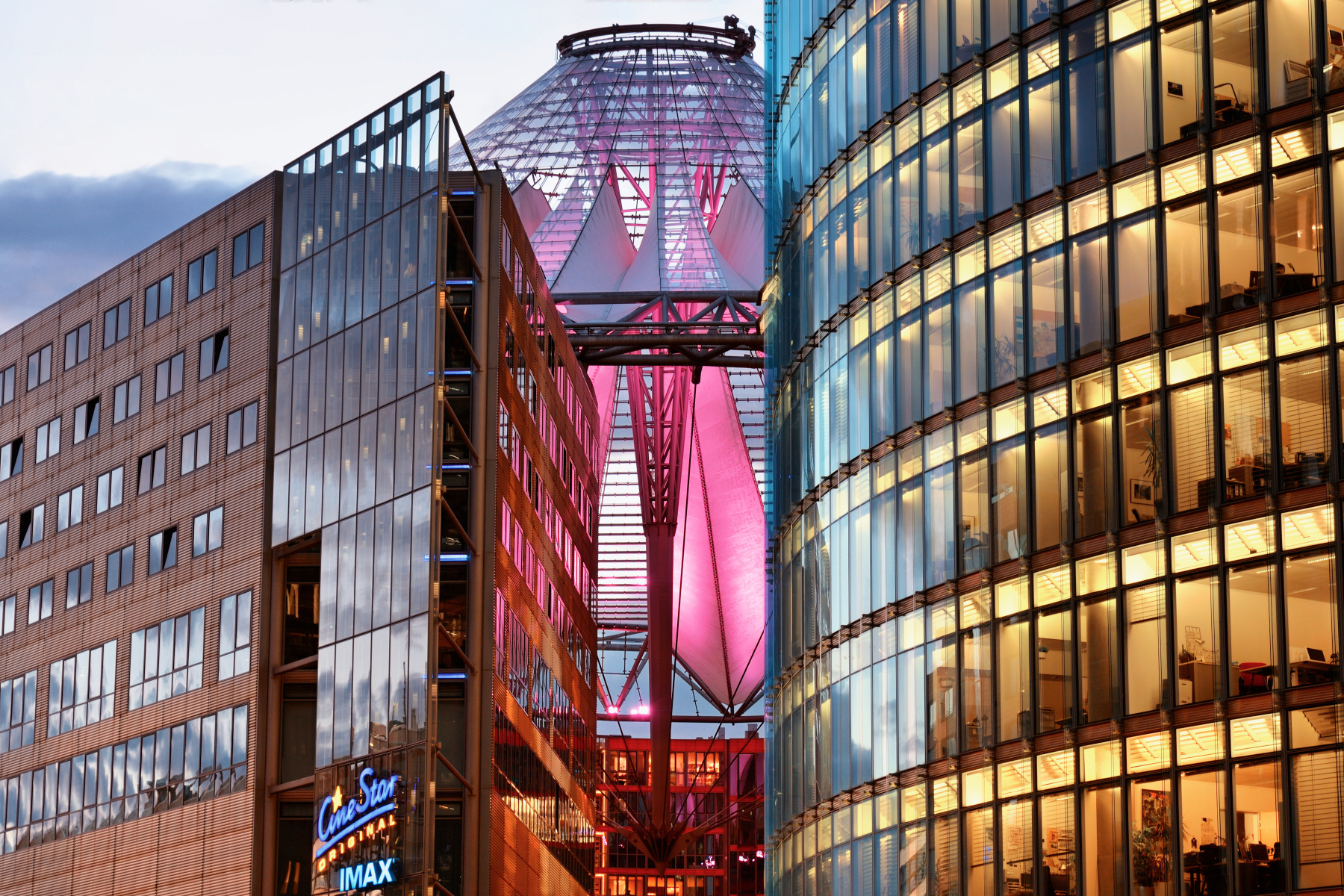 Стекло Потсдамер-плац | Фотограф Александр Кузнецов | foto.by фото.бай