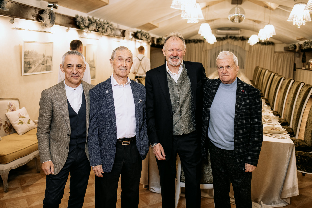 Фотограф в Минске - семейный, свадебный, репортажный фотограф. Фотосъёмка крещения, дня рождения, юбилея, венчания, корпоратива в Минске., фотография от 26.11.2025