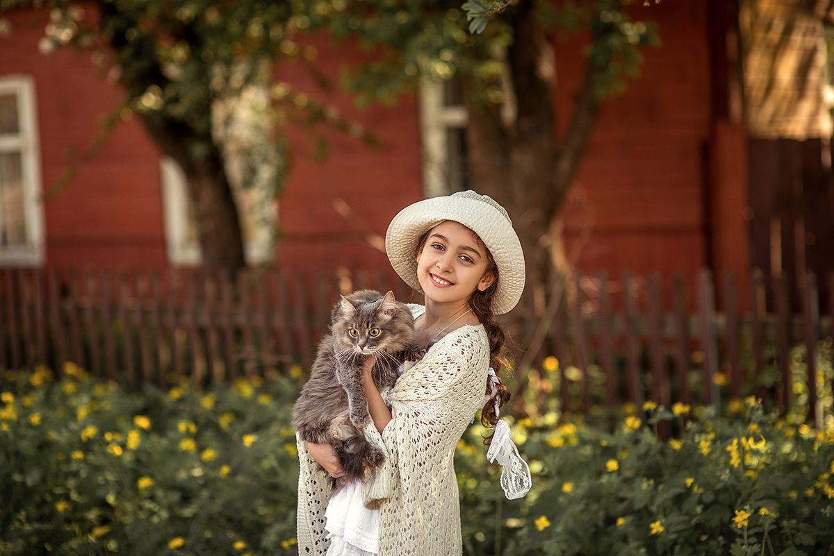 Ксюша и кошка | Фотограф Янина Гришкова | foto.by фото.бай