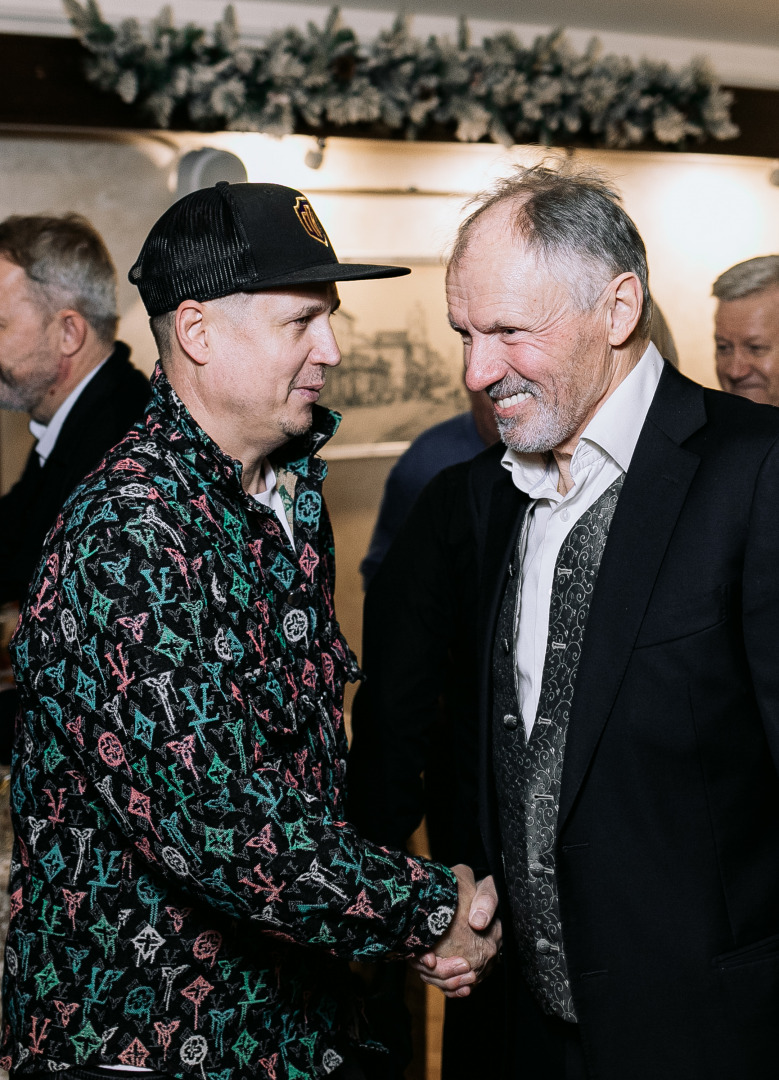 Фотограф в Минске - семейный, свадебный, репортажный фотограф. Фотосъёмка крещения, дня рождения, юбилея, венчания, корпоратива в Минске., фотография от 26.11.2025