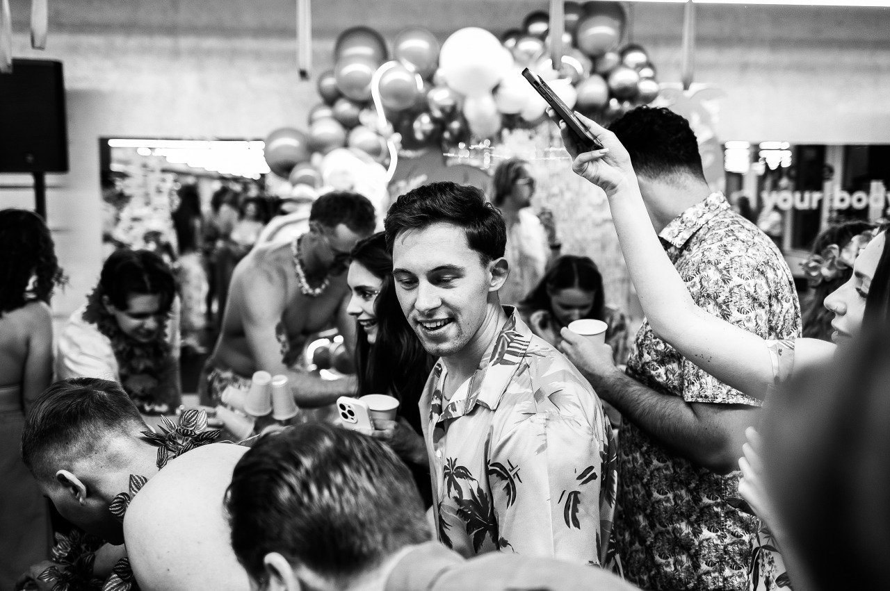 Фотограф в Минске - семейный, свадебный, репортажный фотограф. Фотосъёмка крещения, дня рождения, юбилея, венчания, корпоратива в Минске., фотография от 23.12.2025