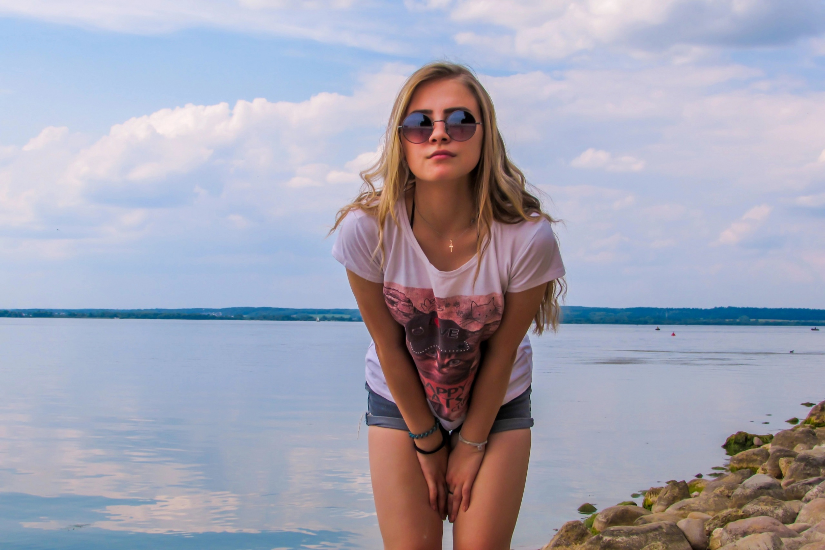 Фотограф по всей Беларуси — мероприятия, семейные фотосессии, love story, портретные, предметные съемки, фотография от 03.10.2025