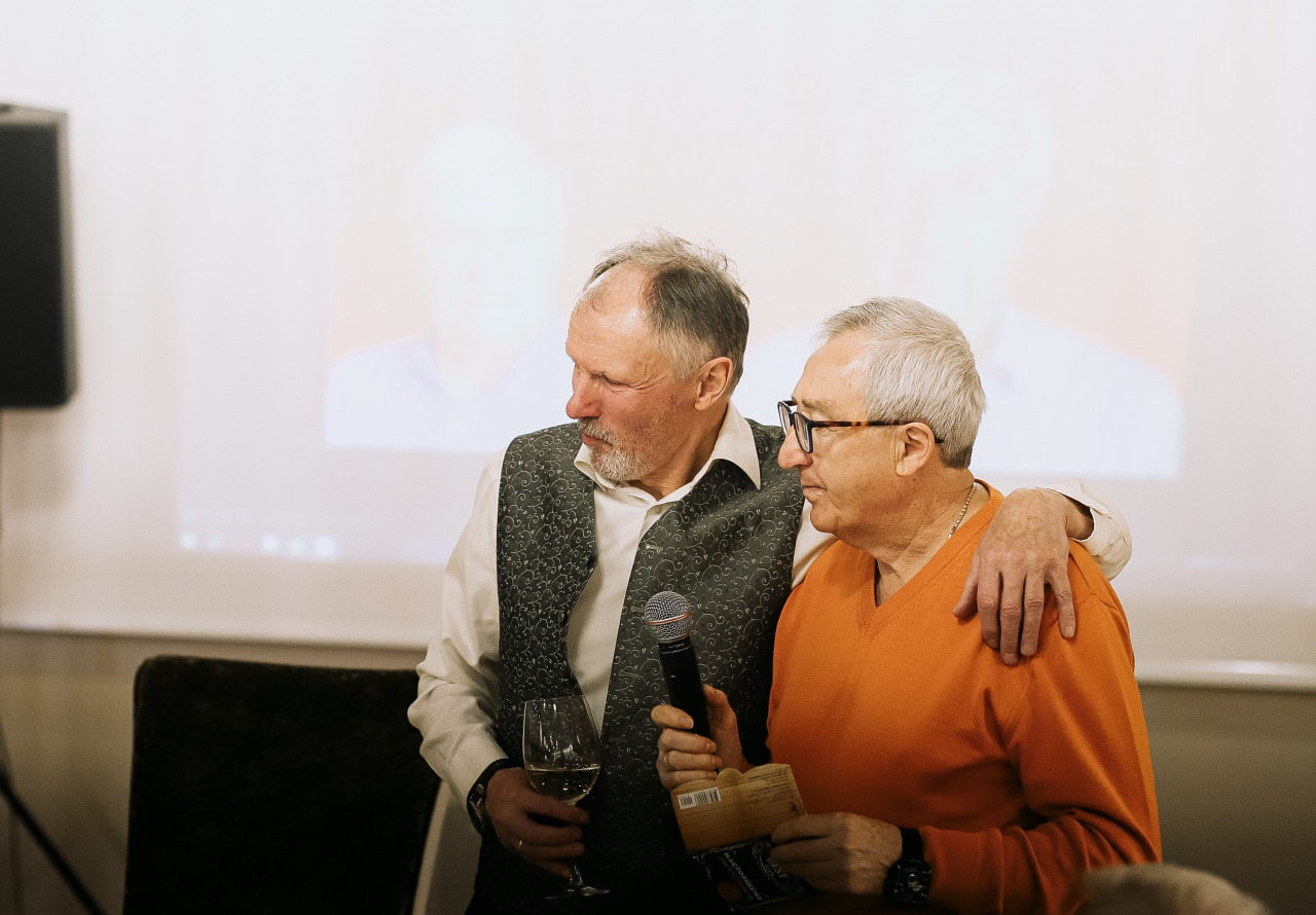 Фотограф в Минске - семейный, свадебный, репортажный фотограф. Фотосъёмка крещения, дня рождения, юбилея, венчания, корпоратива в Минске., фотография от 26.11.2025