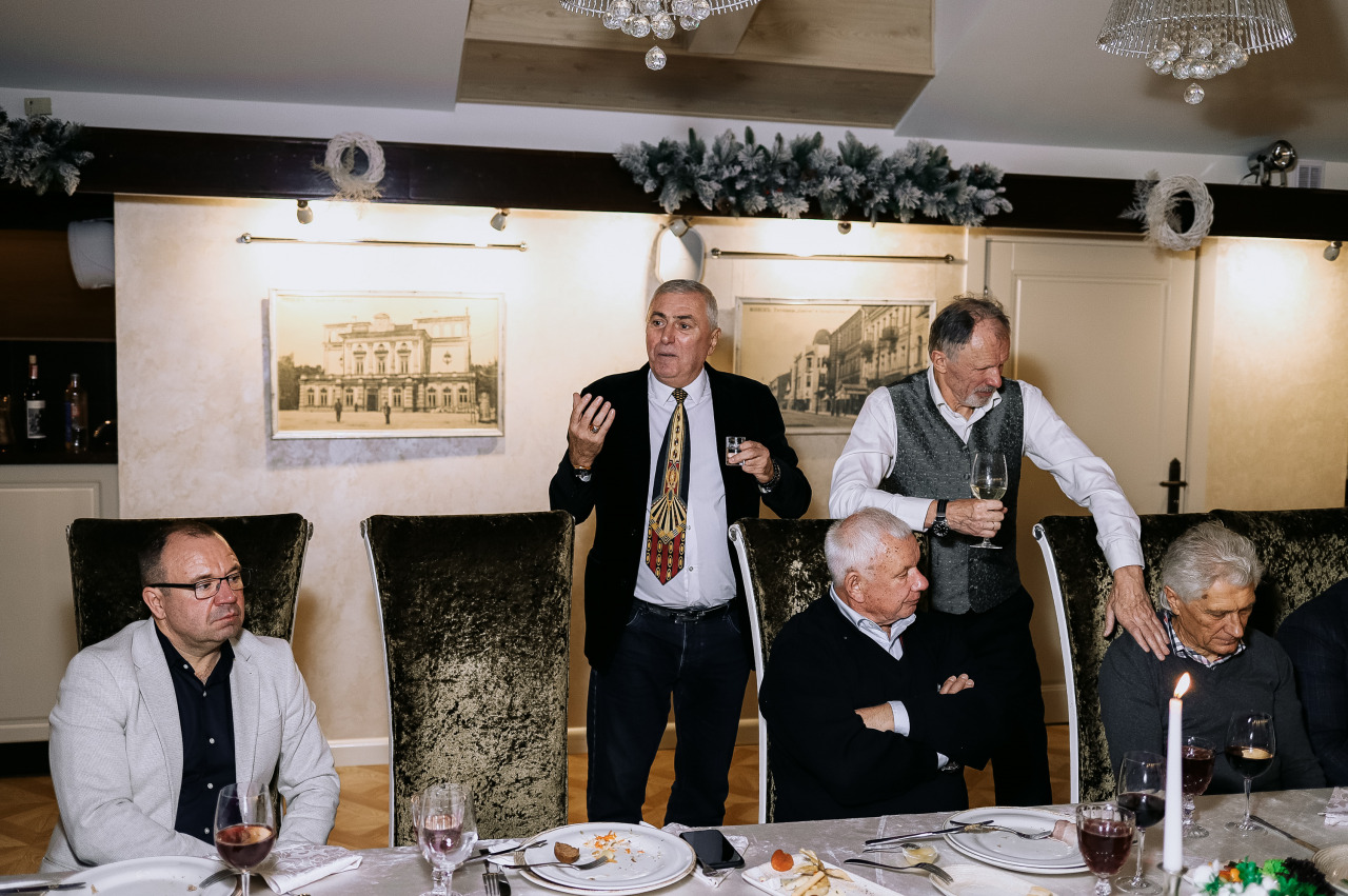 Фотограф в Минске - семейный, свадебный, репортажный фотограф. Фотосъёмка крещения, дня рождения, юбилея, венчания, корпоратива в Минске., фотография от 26.11.2025