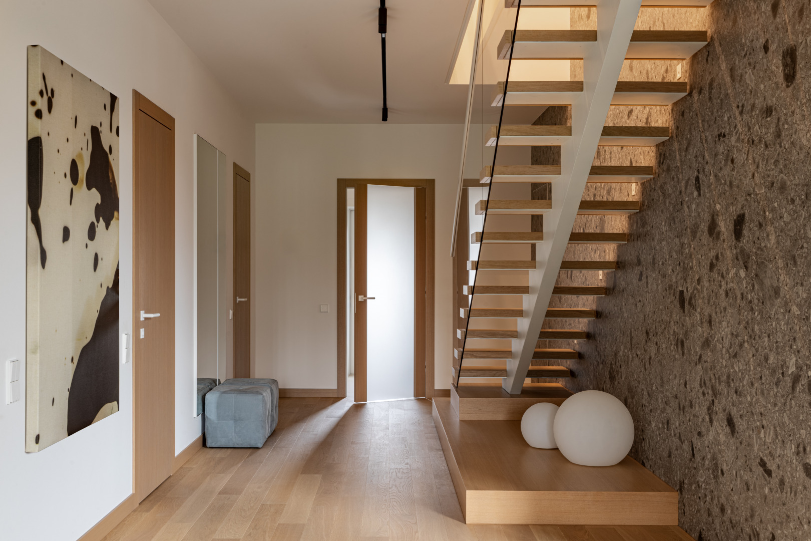 Андрей Кот - рекламный фотограф, фотограф интерьеров, фотограф архитектуры в городе Минск, фотография от 14.12.2025