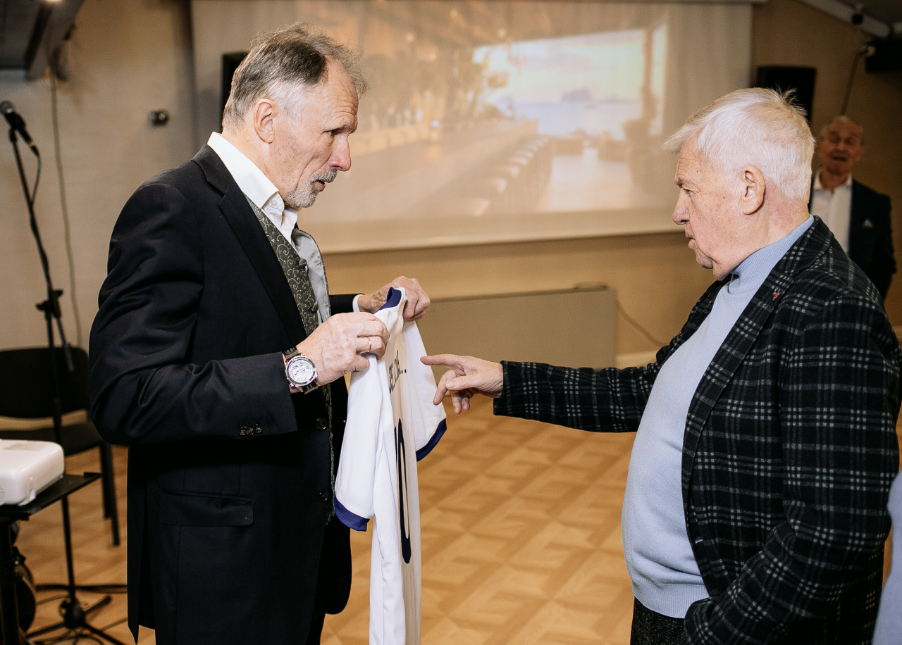 Фотограф в Минске - семейный, свадебный, репортажный фотограф. Фотосъёмка крещения, дня рождения, юбилея, венчания, корпоратива в Минске., фотография от 26.11.2025