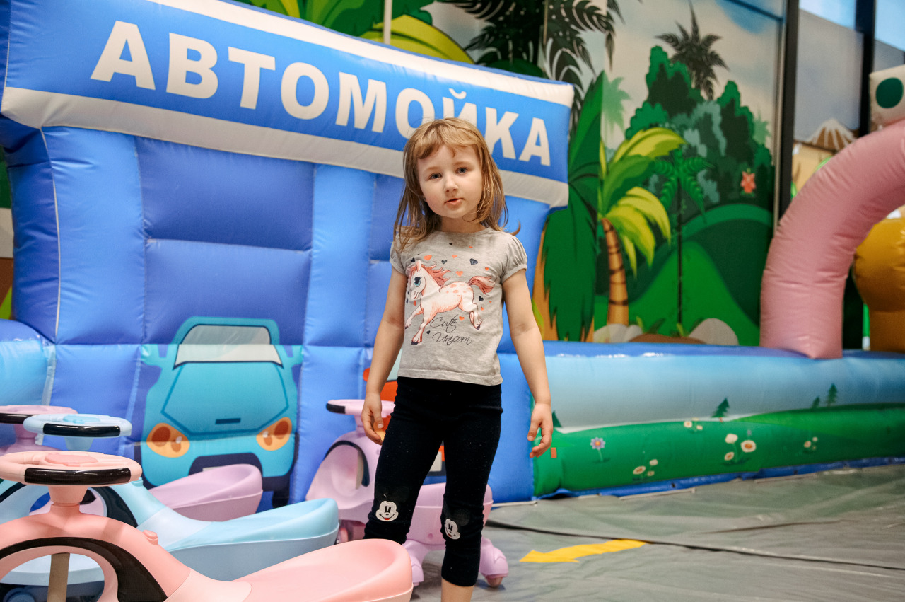 Фотограф в Минске - семейный, свадебный, репортажный фотограф. Фотосъёмка крещения, дня рождения, юбилея, венчания, корпоратива в Минске., фотография от 06.05.2025
