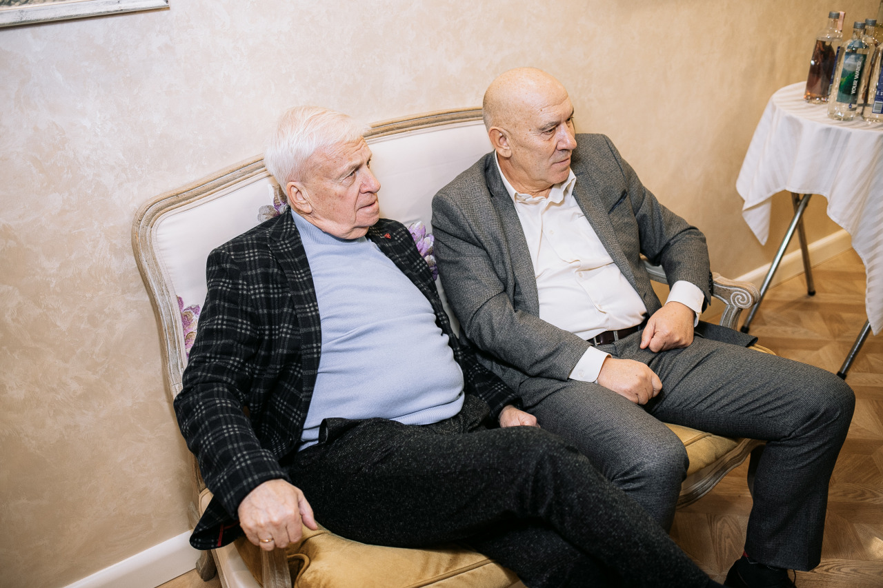 Фотограф в Минске - семейный, свадебный, репортажный фотограф. Фотосъёмка крещения, дня рождения, юбилея, венчания, корпоратива в Минске., фотография от 26.11.2025