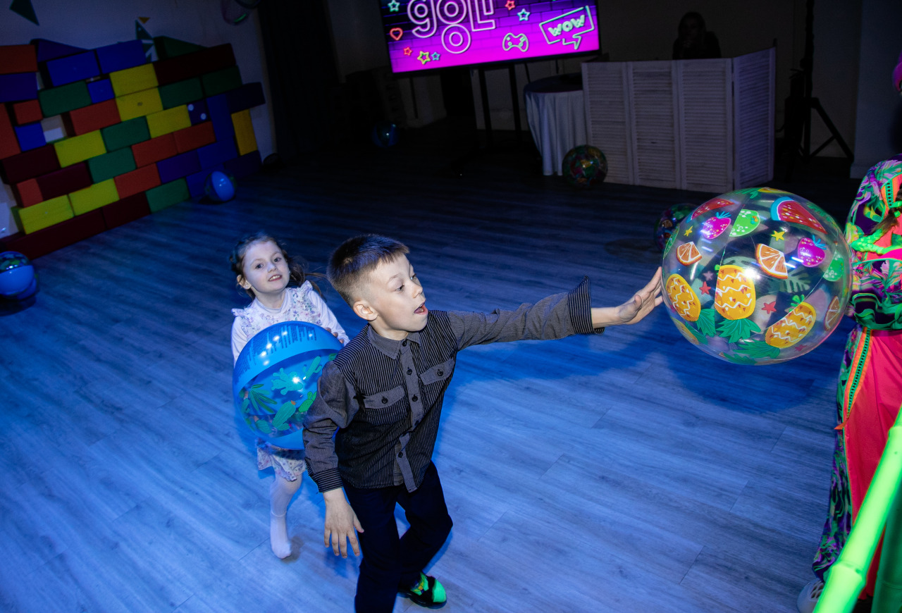 Фотограф в Минске - семейный, свадебный, репортажный фотограф. Фотосъёмка крещения, дня рождения, юбилея, венчания, корпоратива в Минске., фотография от 25.04.2026