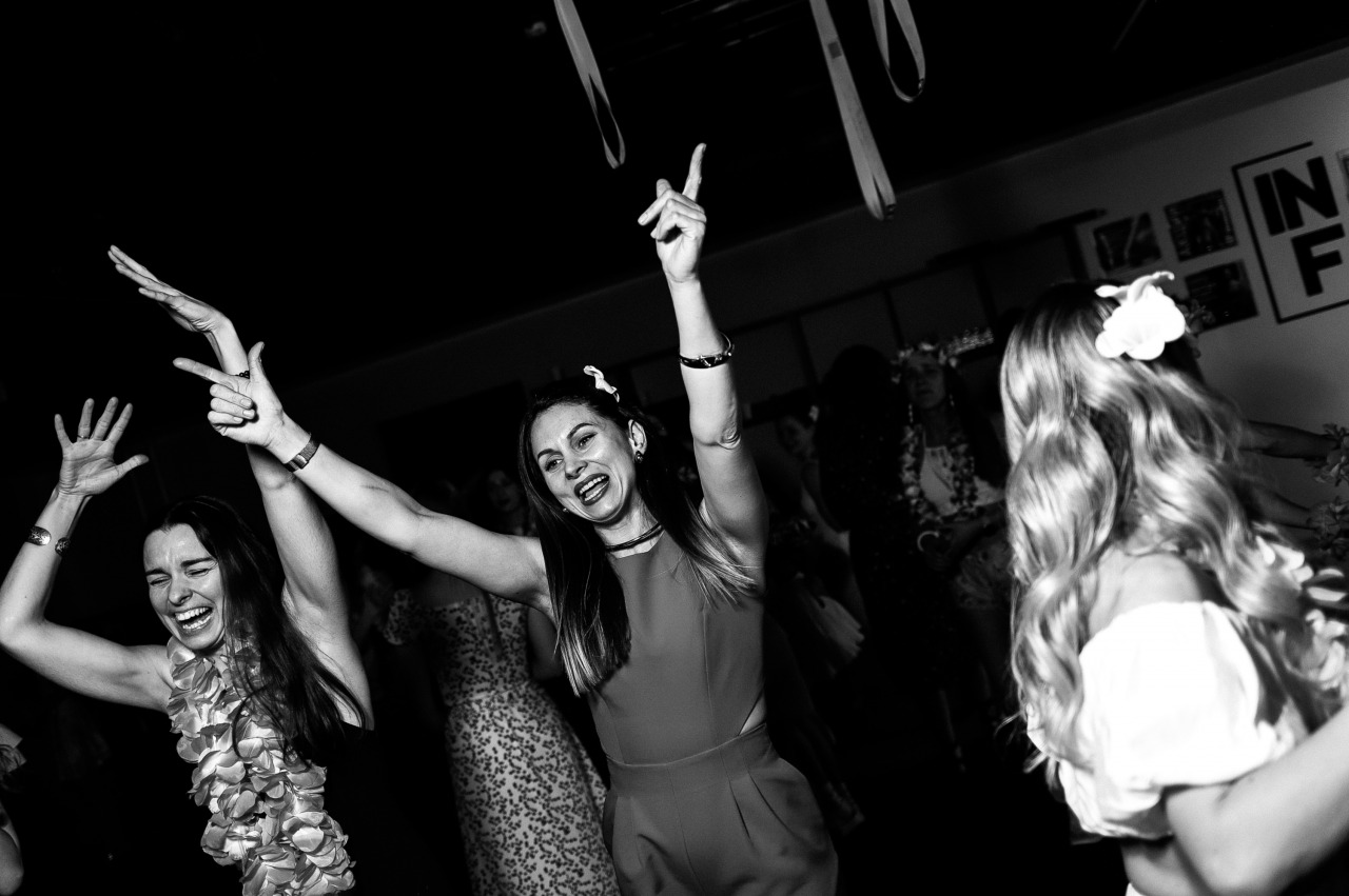 Фотограф в Минске - семейный, свадебный, репортажный фотограф. Фотосъёмка крещения, дня рождения, юбилея, венчания, корпоратива в Минске., фотография от 23.12.2025