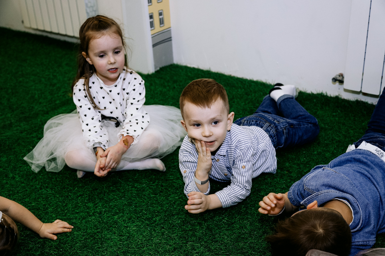 Фотограф в Минске - семейный, свадебный, репортажный фотограф. Фотосъёмка крещения, дня рождения, юбилея, венчания, корпоратива в Минске., фотография от 20.12.2025