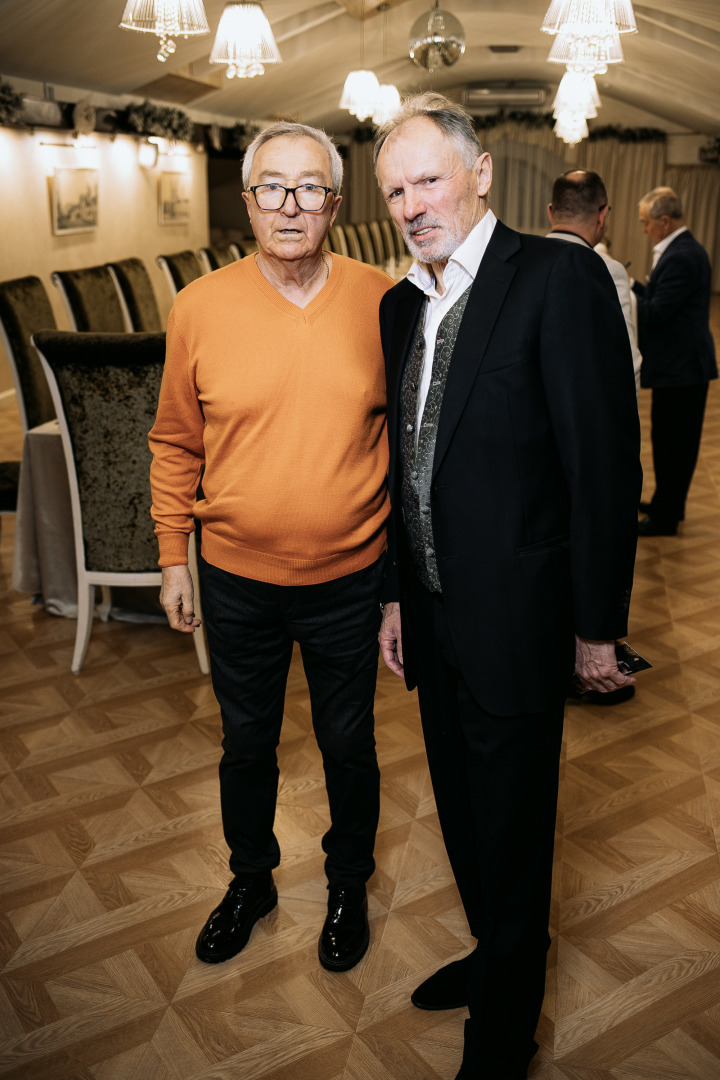 Фотограф в Минске - семейный, свадебный, репортажный фотограф. Фотосъёмка крещения, дня рождения, юбилея, венчания, корпоратива в Минске., фотография от 26.11.2025