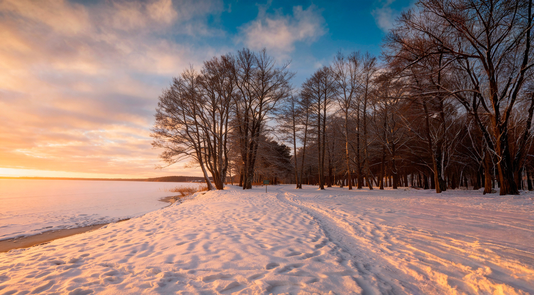 Рассвет на озере Нарочь | foto.by фото.бай