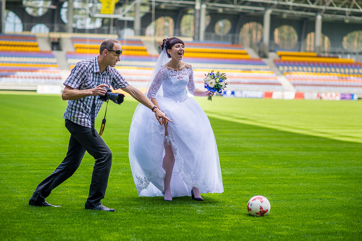 Невеста в нападении) | Фотограф Игорь Шушкевич | foto.by фото.бай