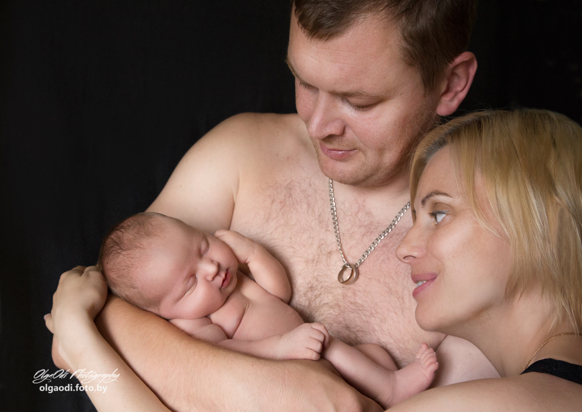 Фотограф новорожденных в городе Минске,  детский и семейный фотограф  Ольга Одинцова, фотография от 20.10.2023